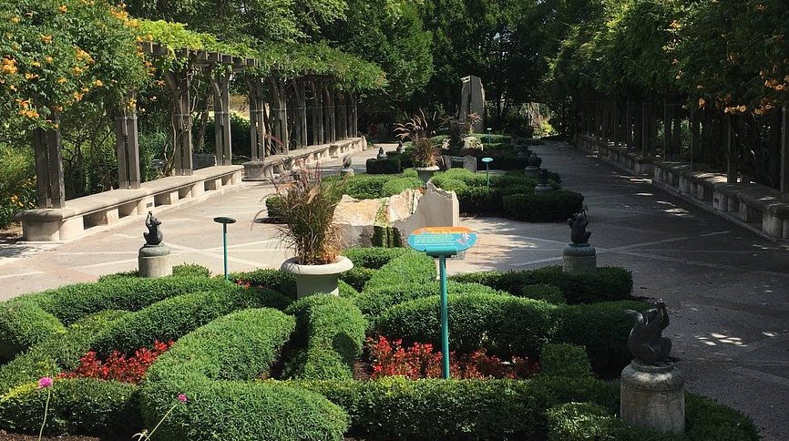 White River Gardens, United States